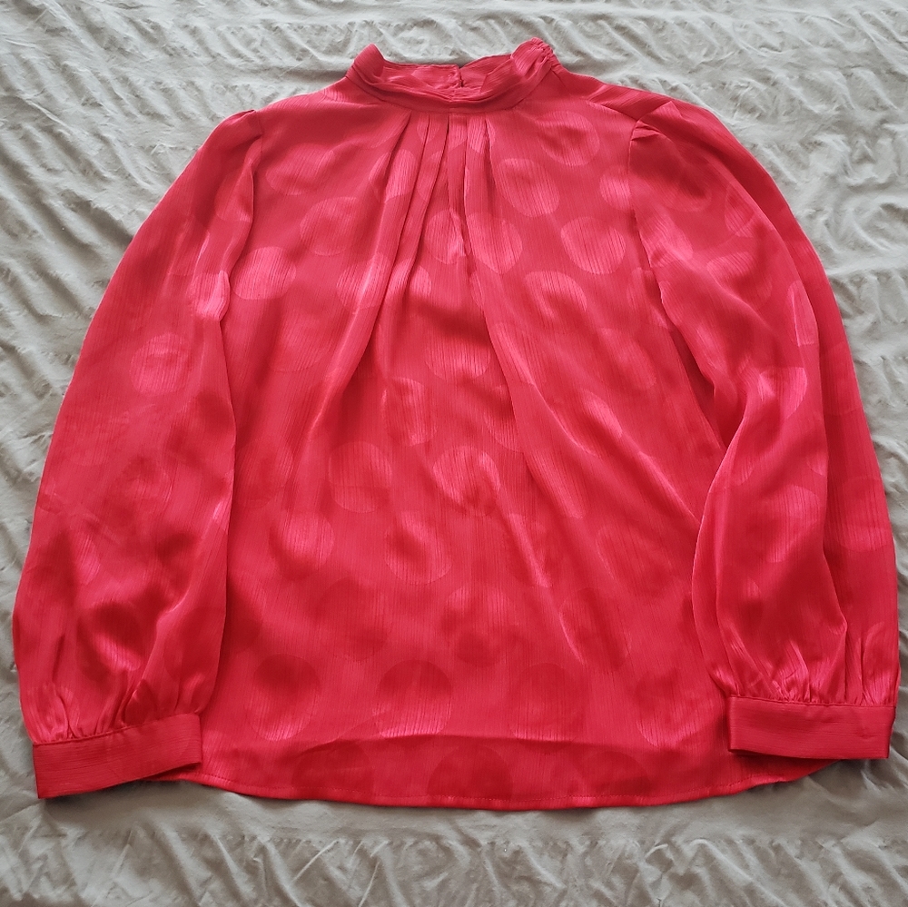 NWT Polka dot blouse
